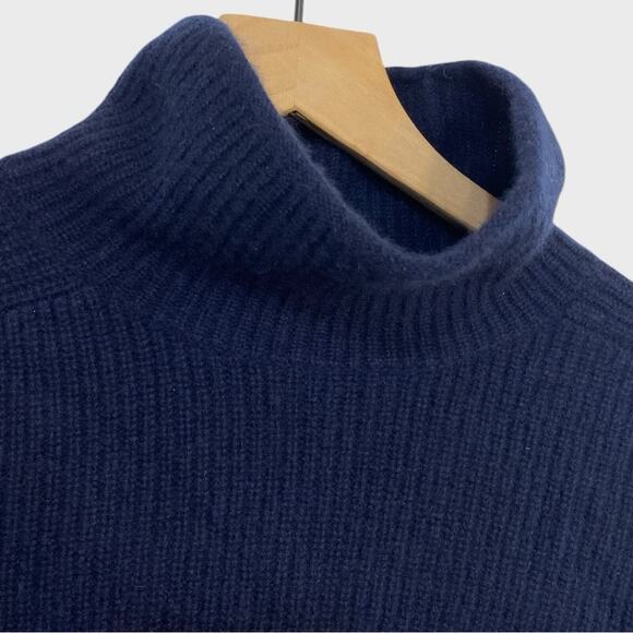 Loro Piana Navy Blue Stripe Baby Cashmere Pullover Sweater Size 38 - Picture 3 of 7